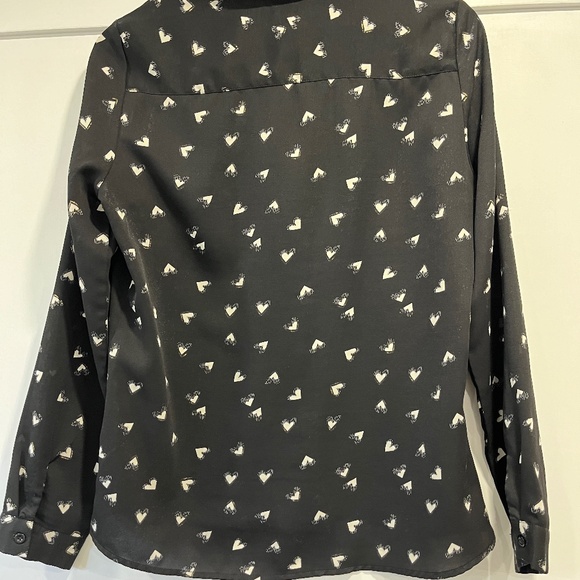 Printed Heart Blouse - Picture 3 of 3